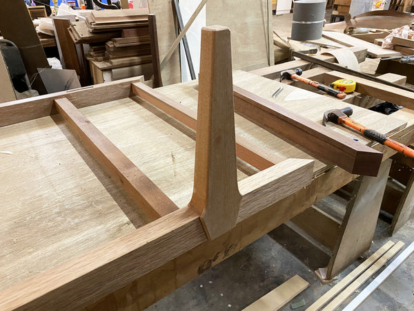 carpenter in singapore manufacturing a solid wood bench in timber for bespoke furniture order by homeshake carpentry