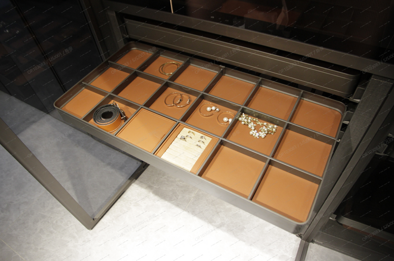 Jewelry Box in Metallic Grey Aluminum