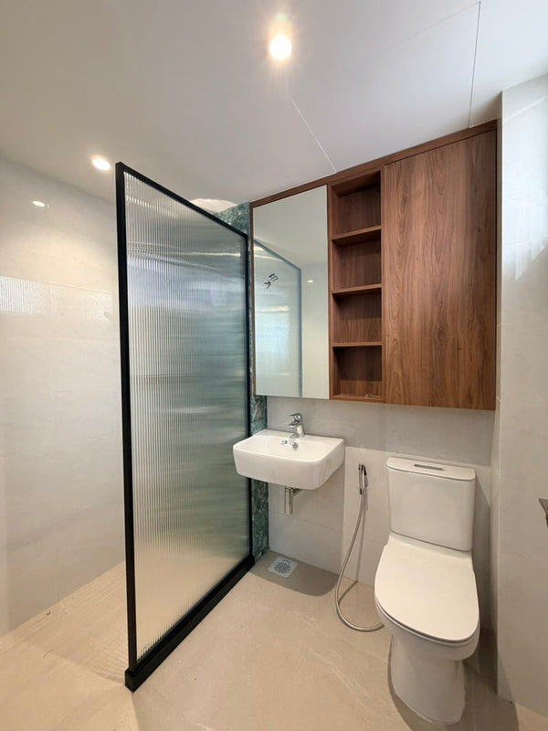 bathroom with aluminum frame black colour shower screen with fluted glass